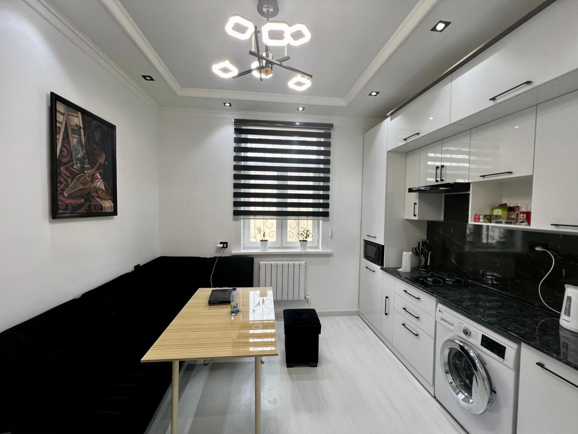 New Apartment Near The Savitsky Museum And Central Bazaar Nukus Bagian luar foto
