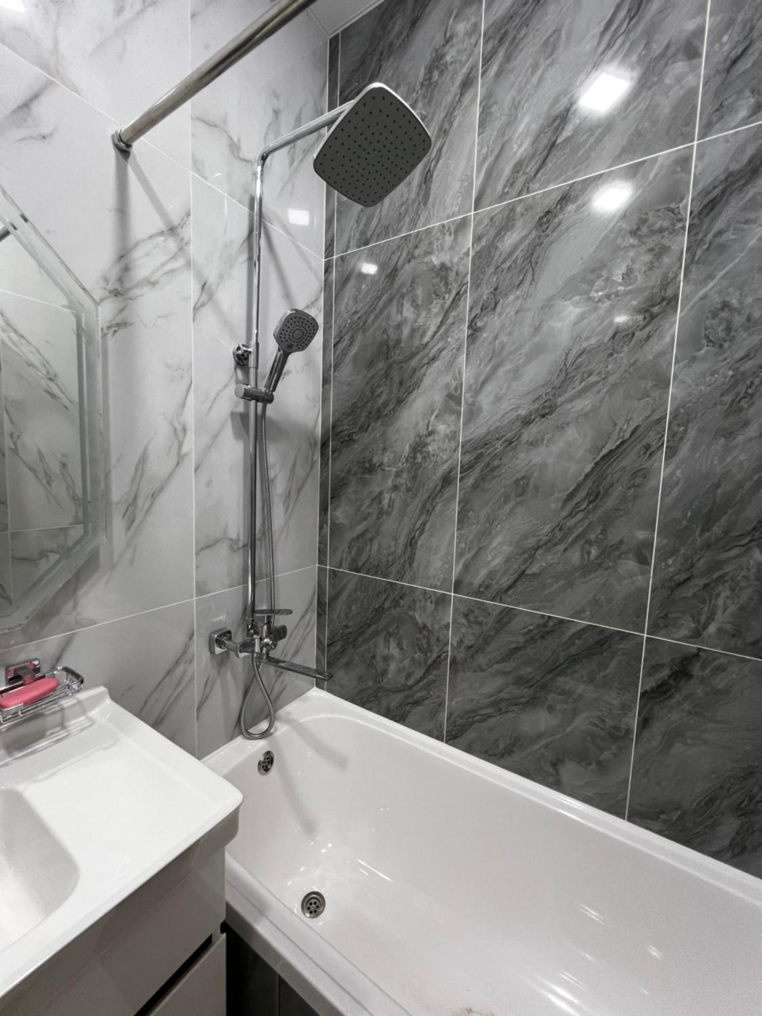 New Apartment Near The Savitsky Museum And Central Bazaar Nukus Bagian luar foto