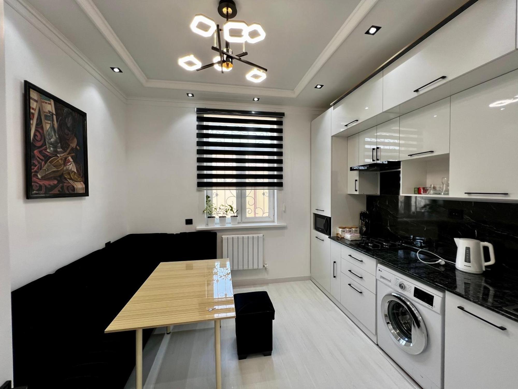 New Apartment Near The Savitsky Museum And Central Bazaar Nukus Bagian luar foto